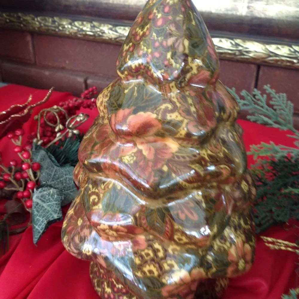 Beautiful Decoupaged Christmas Tree - Picture 6 of 6